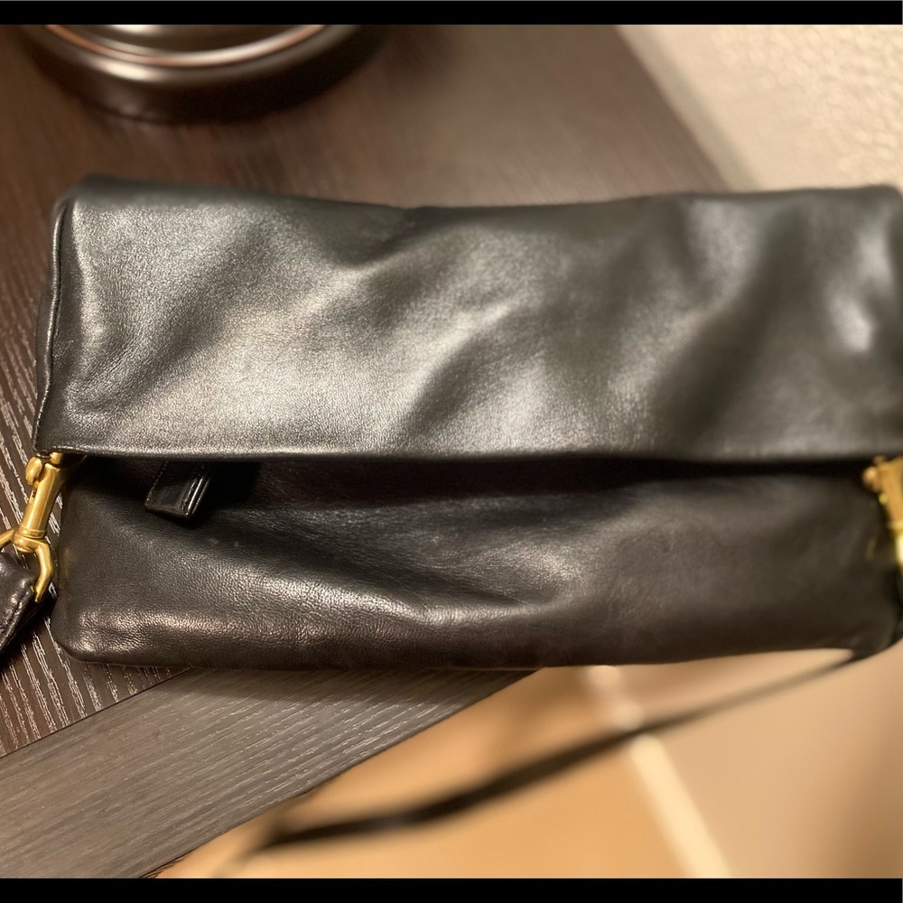Sseko Folding Crossbody Clutch